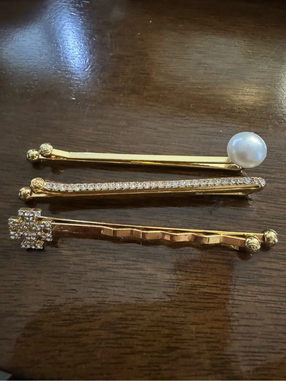Tory Burch • Gold pave crystal, pearl and gold hair pins NEW $109